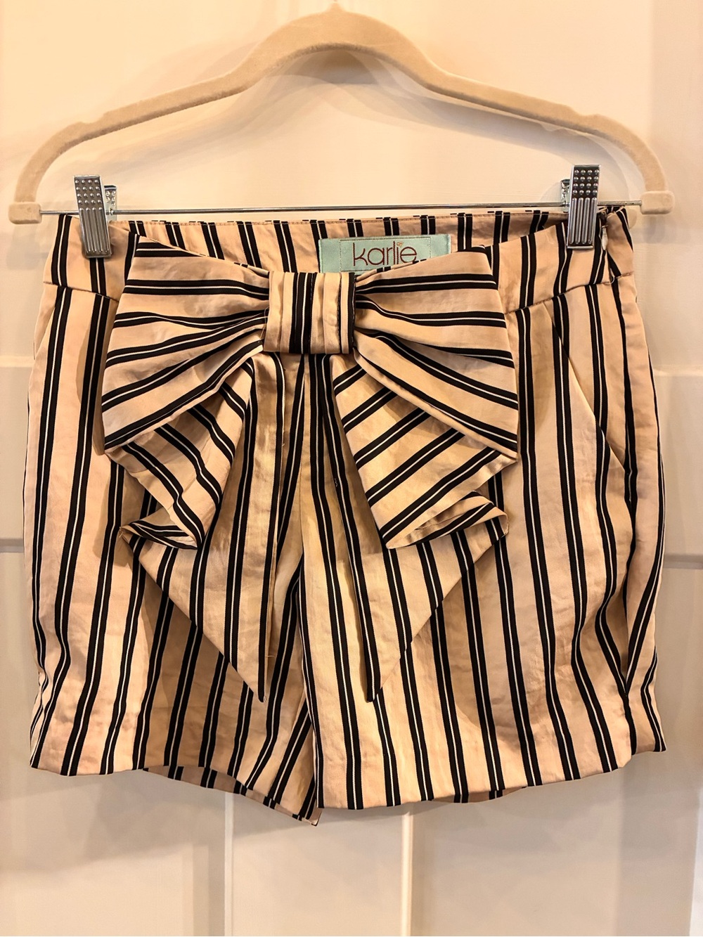 Karlie Black & Beige Striped Bow-Front Shorts